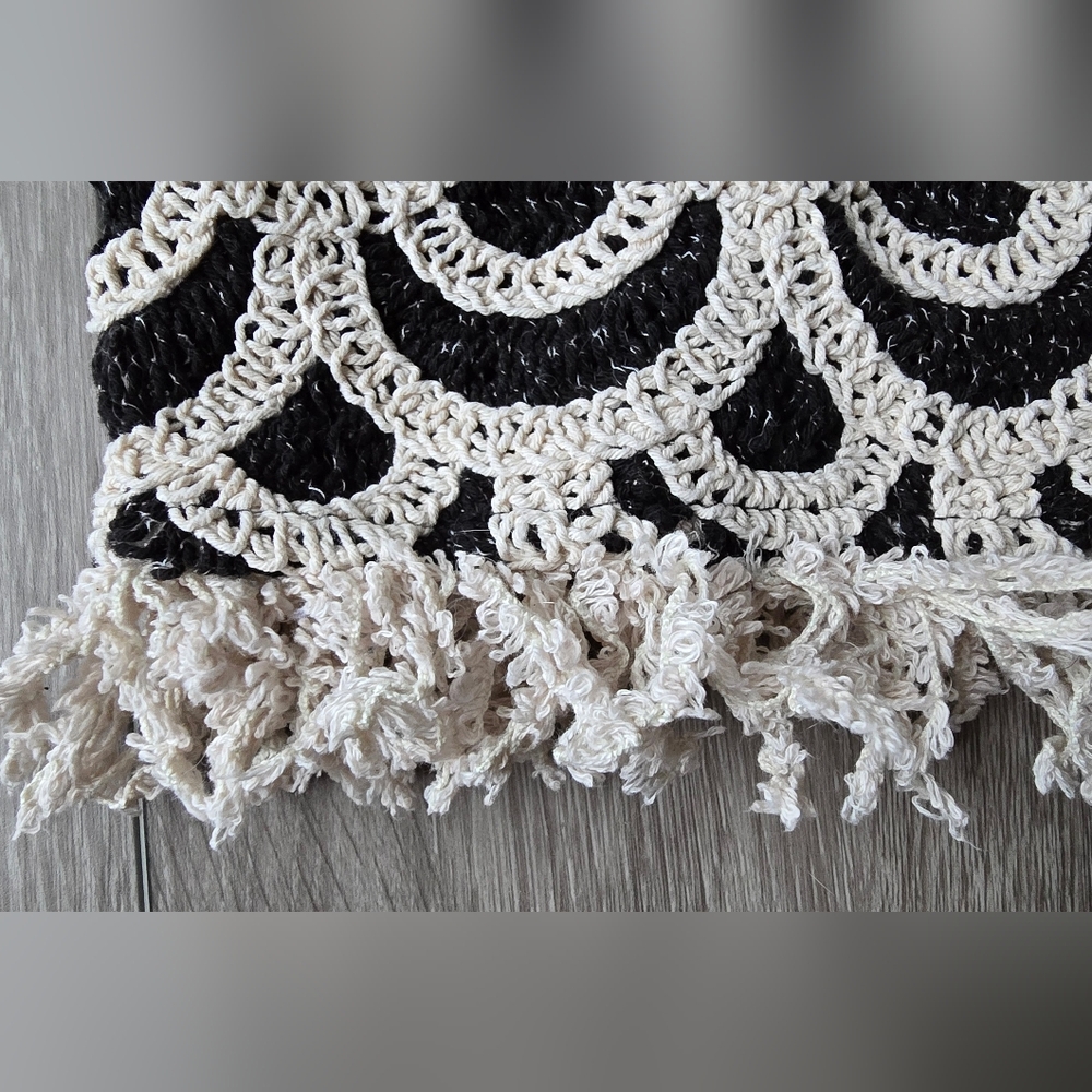 Crochet Fringe Tank Top - Black & Cream - Picture 4 of 14